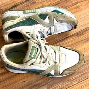 🔥PUMA EARTH TONE CROSS TRAINERS